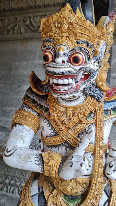 Over Bali, wat achtergrondinformatie